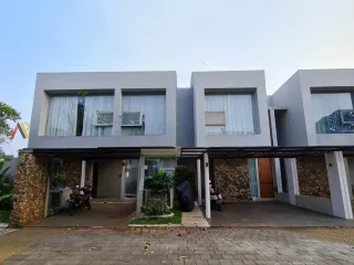 Rumah Rumah Second Cipayung, Jakarta Timur, Jakarta